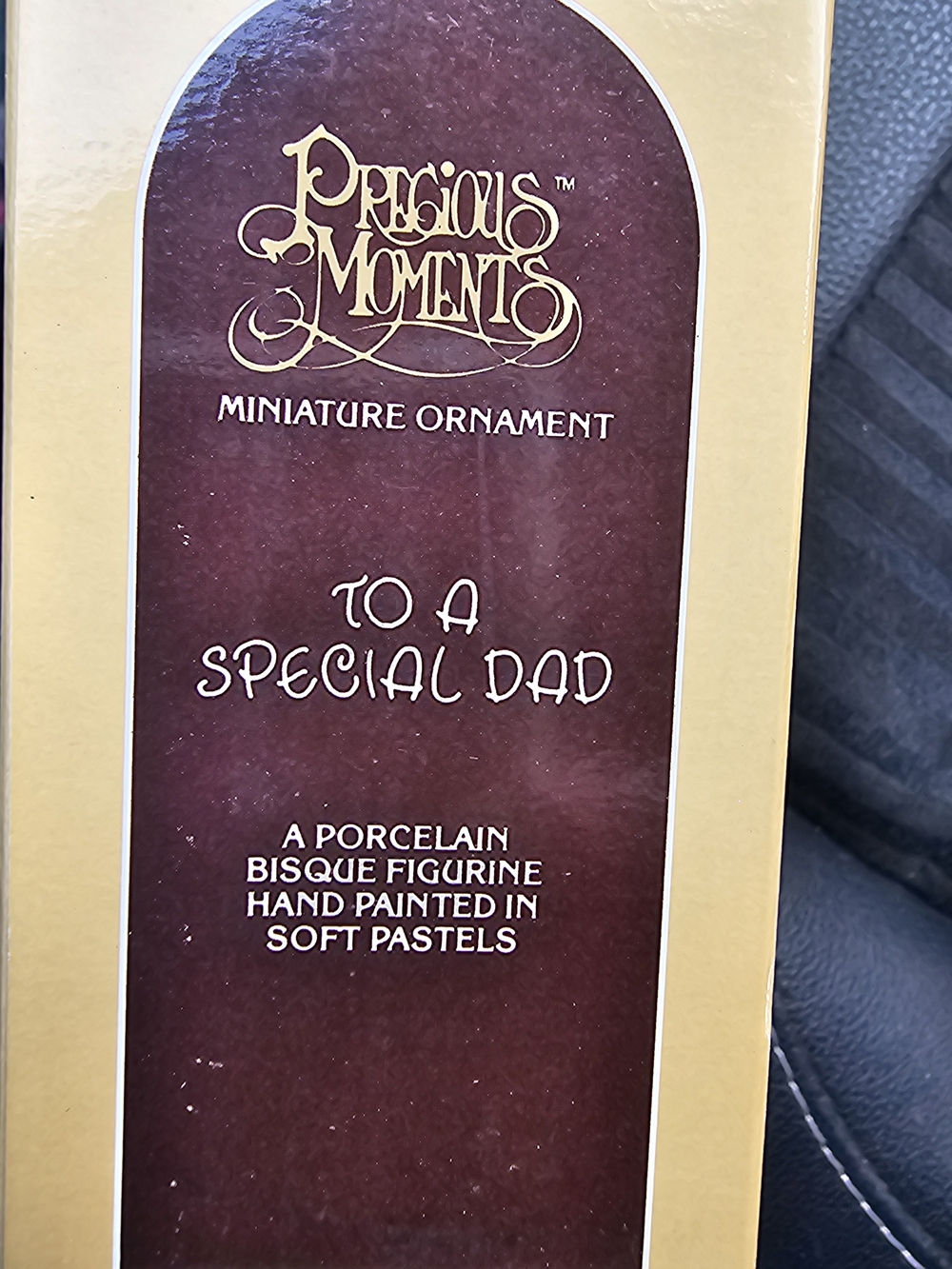 1983 Precious Moments "To a Special Dad" Miniature Ornament - Maroon